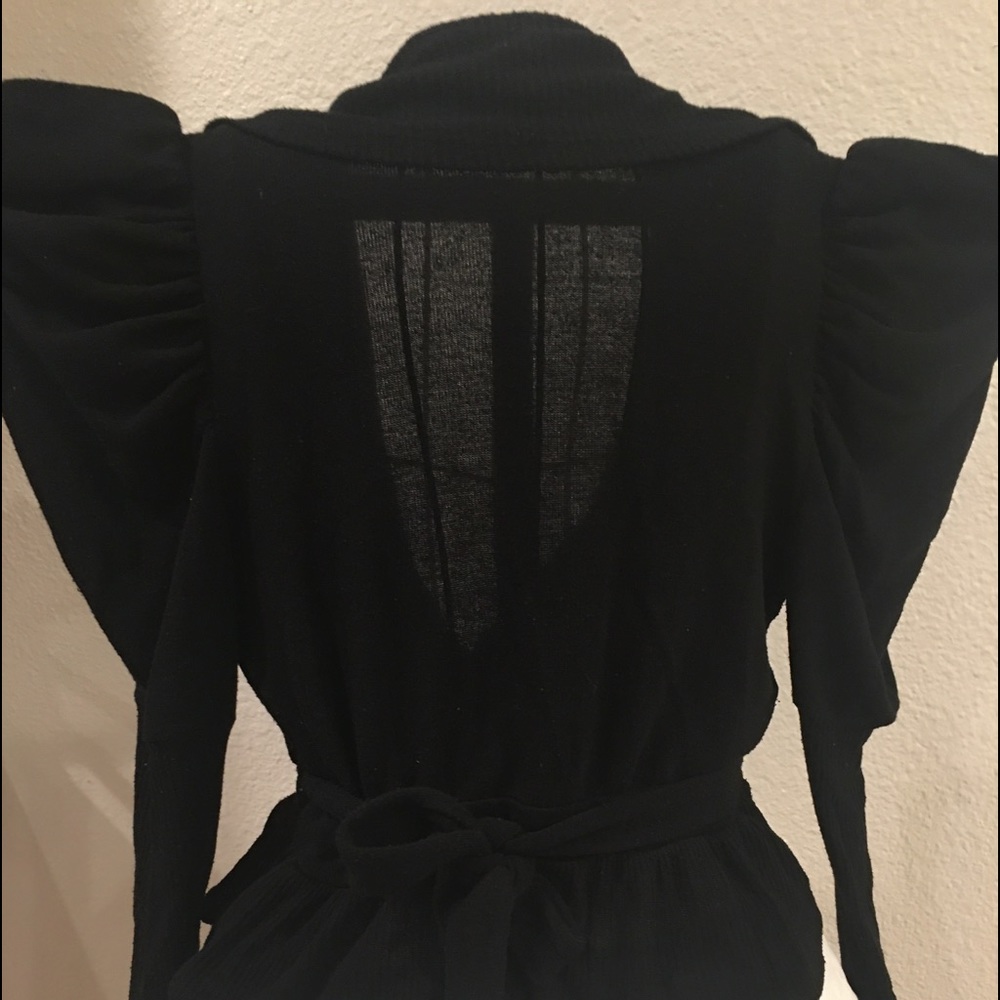Sweater - Picture 4 of 4